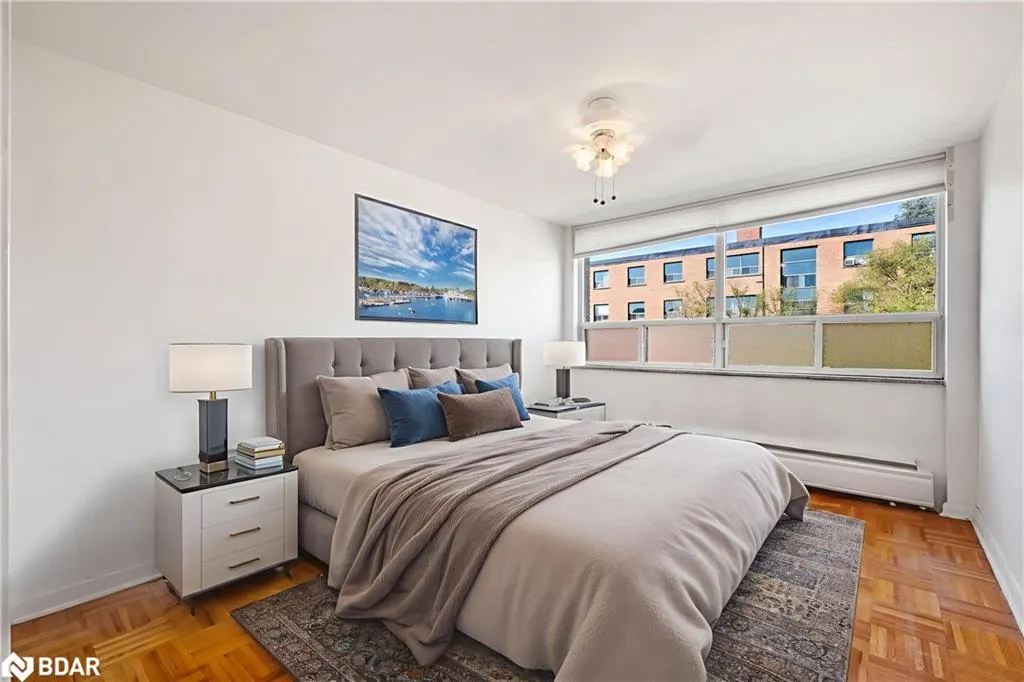 8 Kinsdale Boulevard, #35