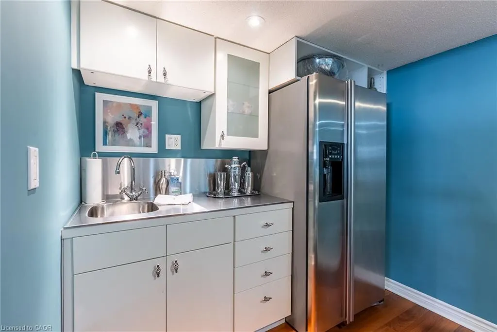 1508 Upper Middle Road, #6