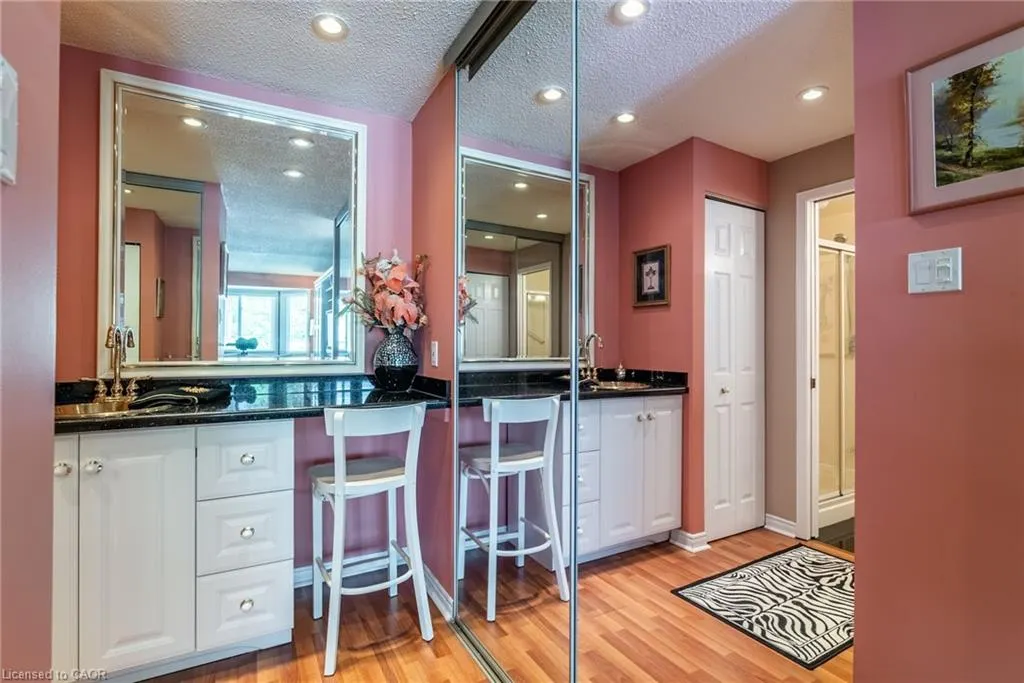 1508 Upper Middle Road, #6