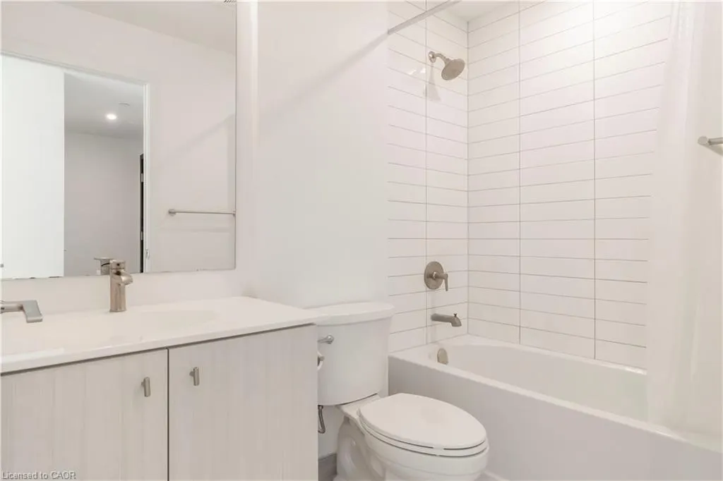 15 Wellington Street S, #1406