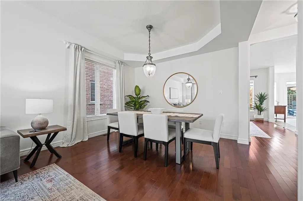 917 Fung Place