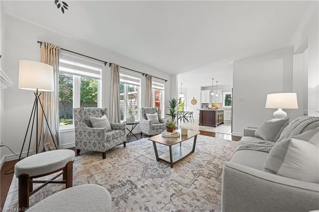 917 Fung Place