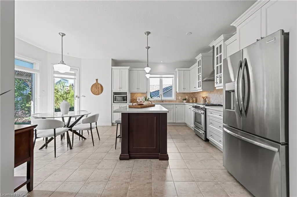 917 Fung Place