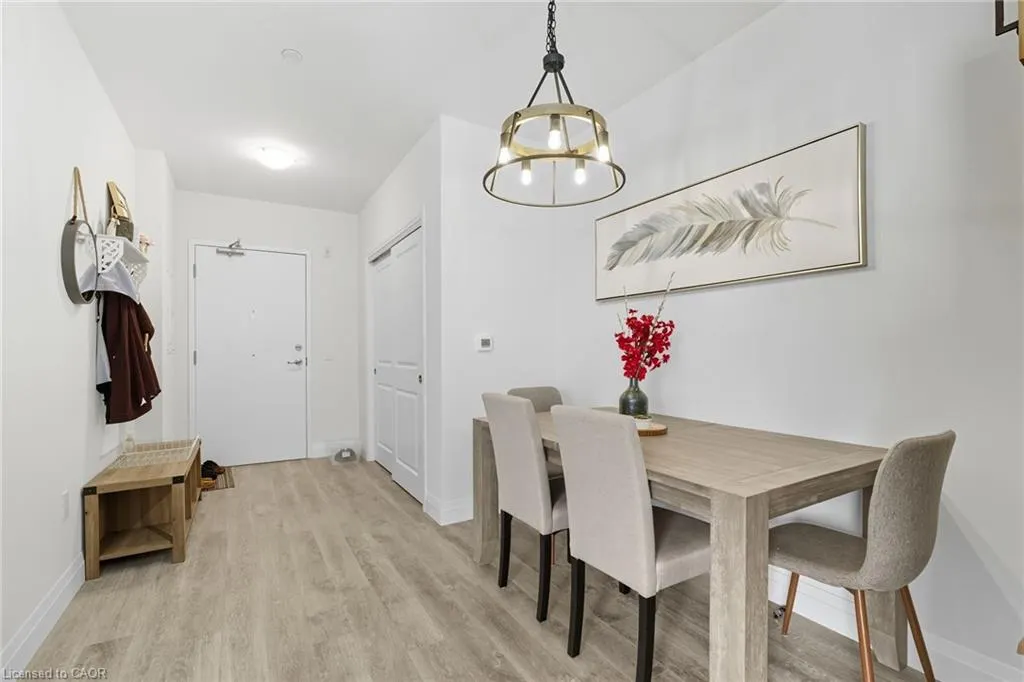 1 Redfern Avenue, #426