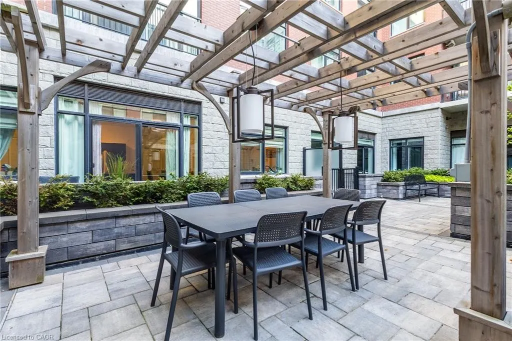 1 Redfern Avenue, #426