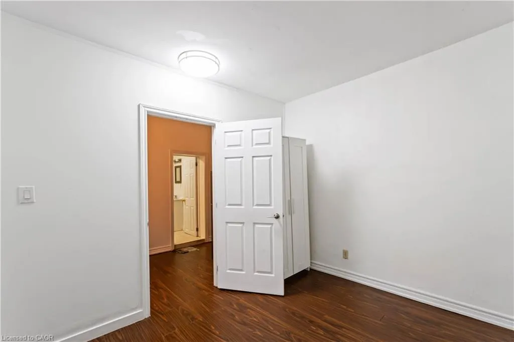 750 Barton Street E, #2