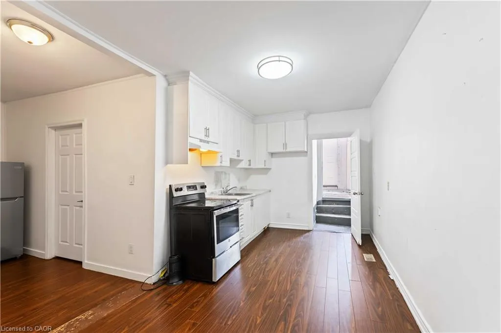 750 Barton Street E, #2
