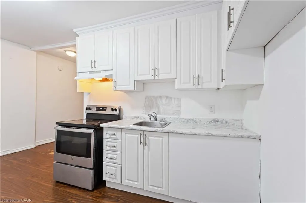 750 Barton Street E, #2
