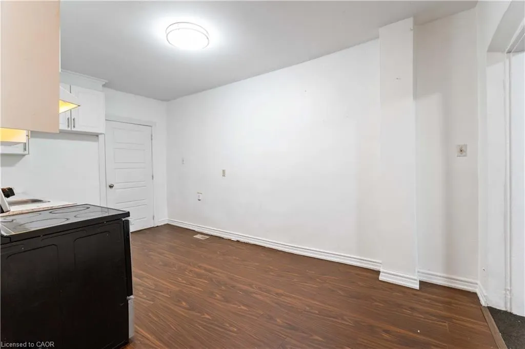 750 Barton Street E, #2