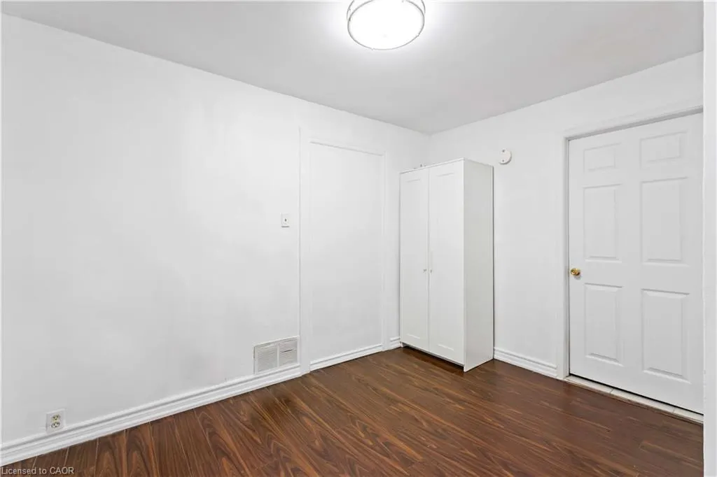 750 Barton Street E, #2