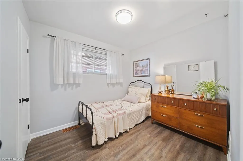 327 East 31st Street