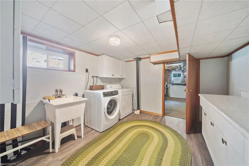 327 East 31st Street
