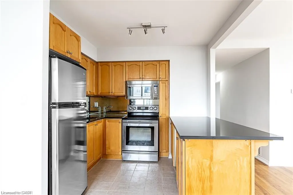 36 James Street S, #1002