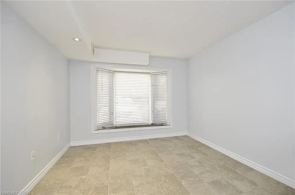 1029 Valentine Drive, #B