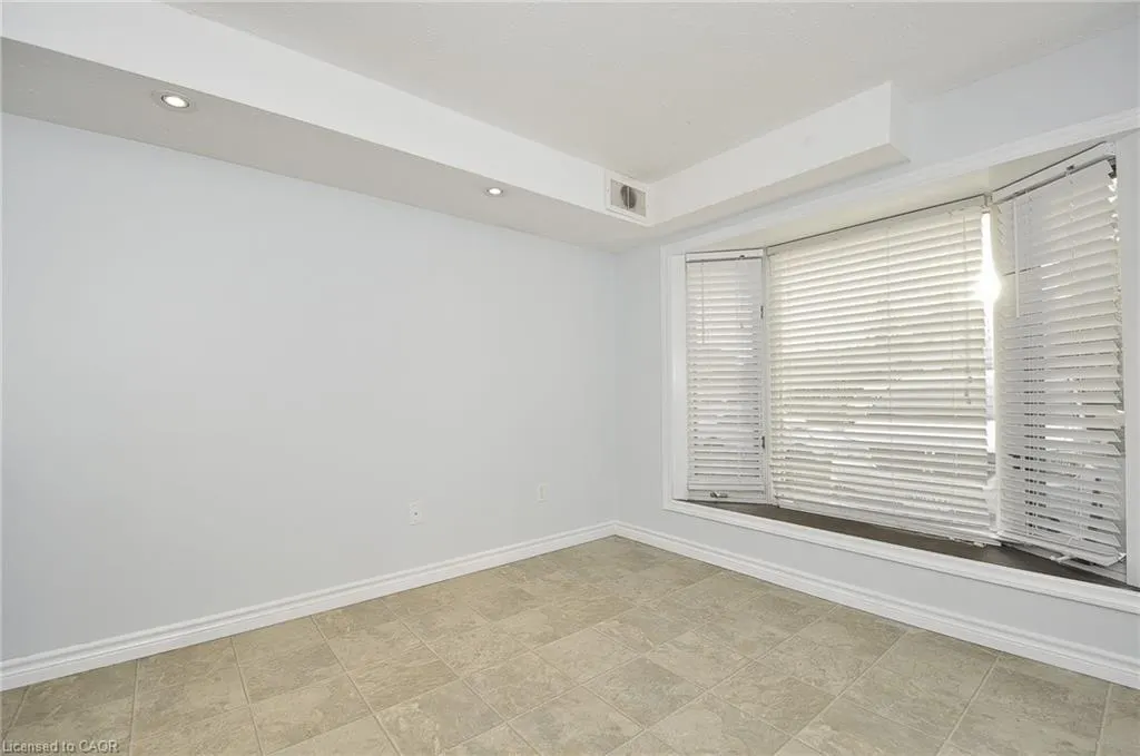 1029 Valentine Drive, #B