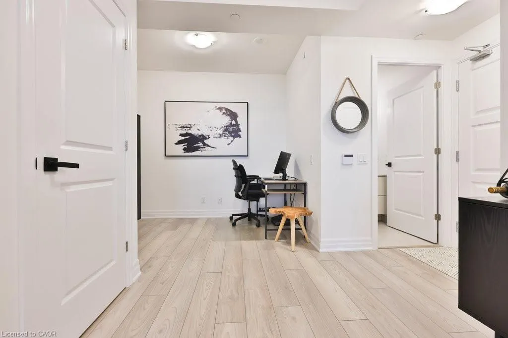 36 Elm Drive W, #705