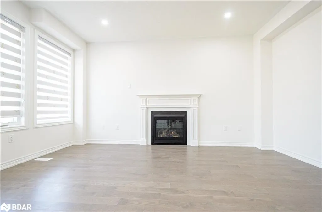 37 Baycroft Boulevard
