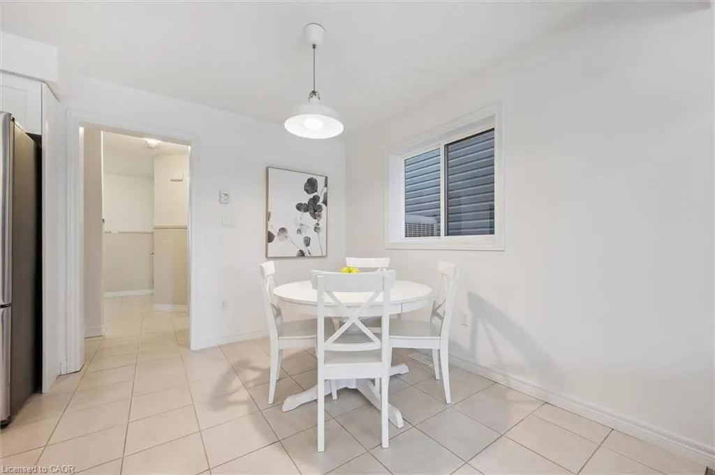 25 Sandybay Avenue