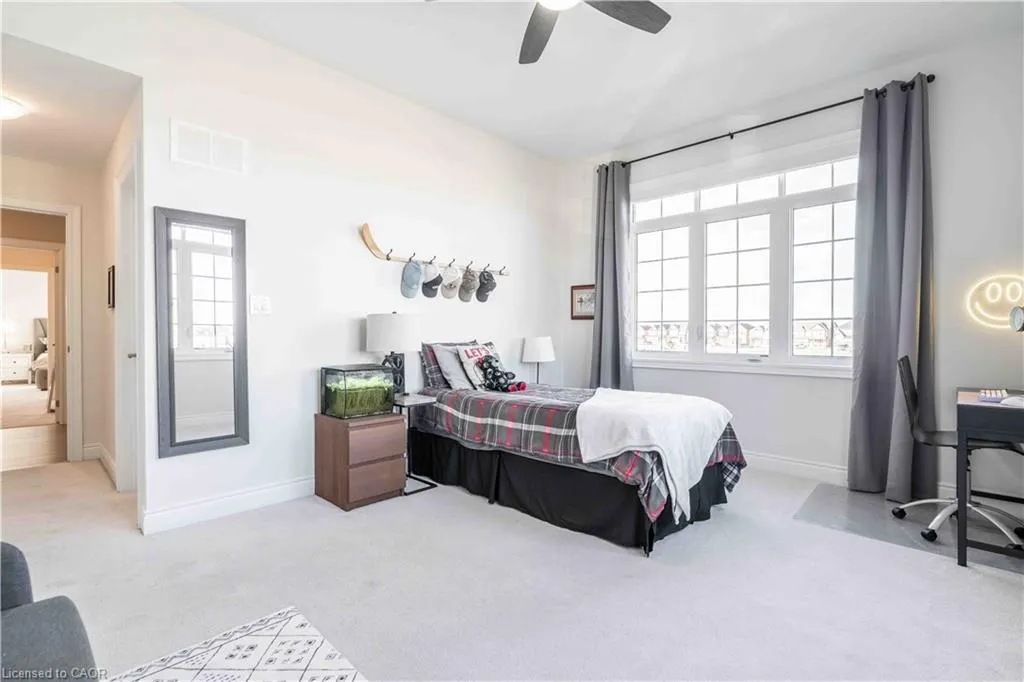 253 Kinsman Drive