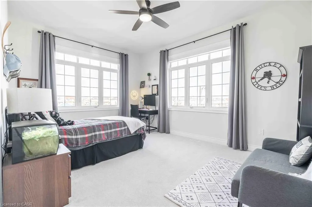 253 Kinsman Drive