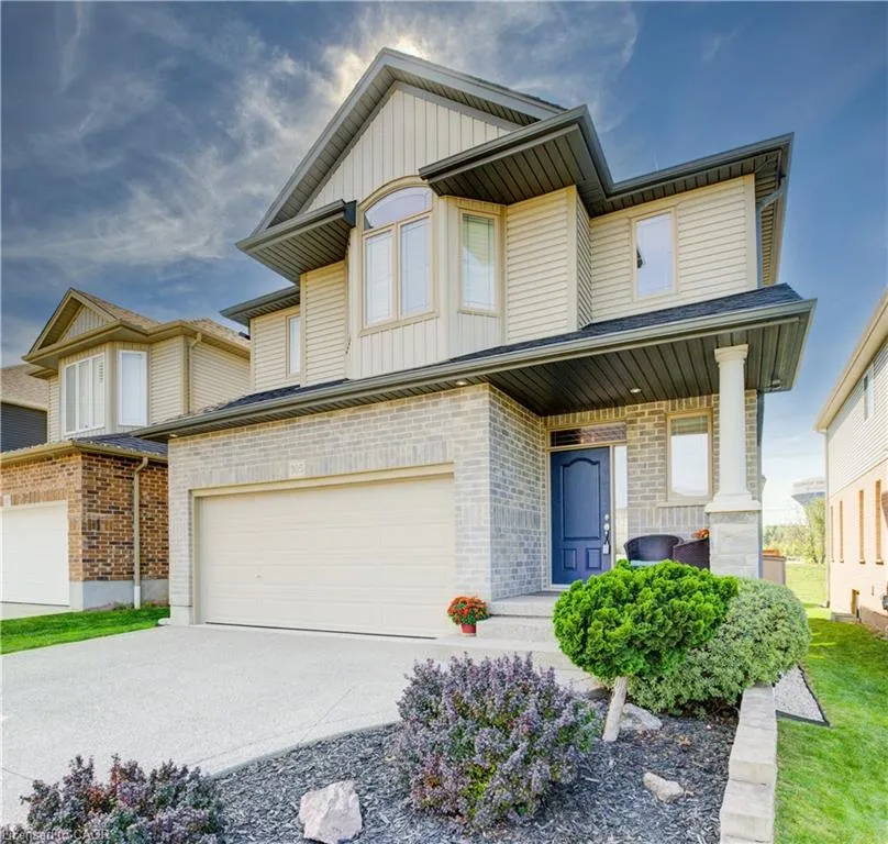 305 Thornhill Place