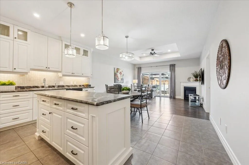 28 Bur Oak Drive