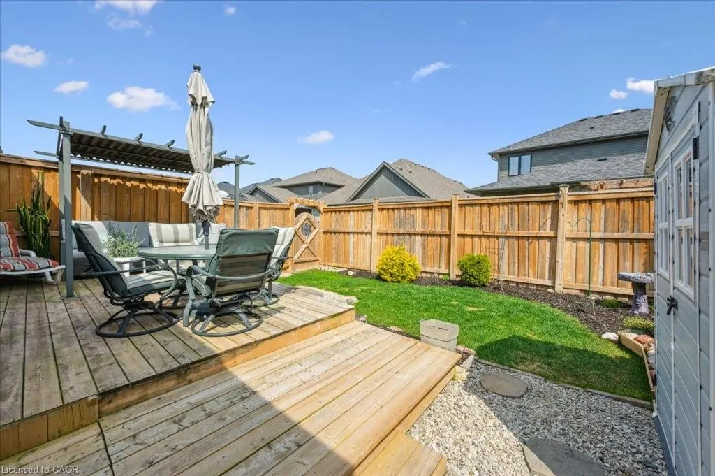 28 Bur Oak Drive
