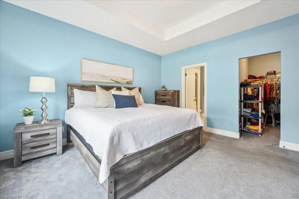 28 Bur Oak Drive