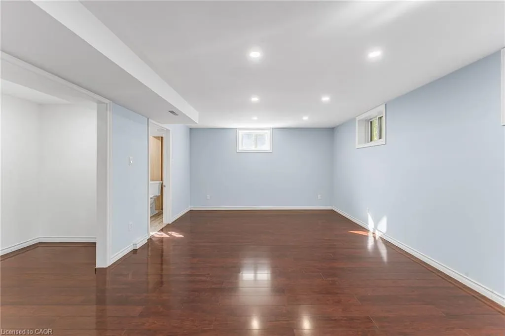 6122 Mayfair Drive
