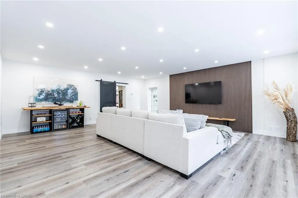 994030 Mono Adjala Townline