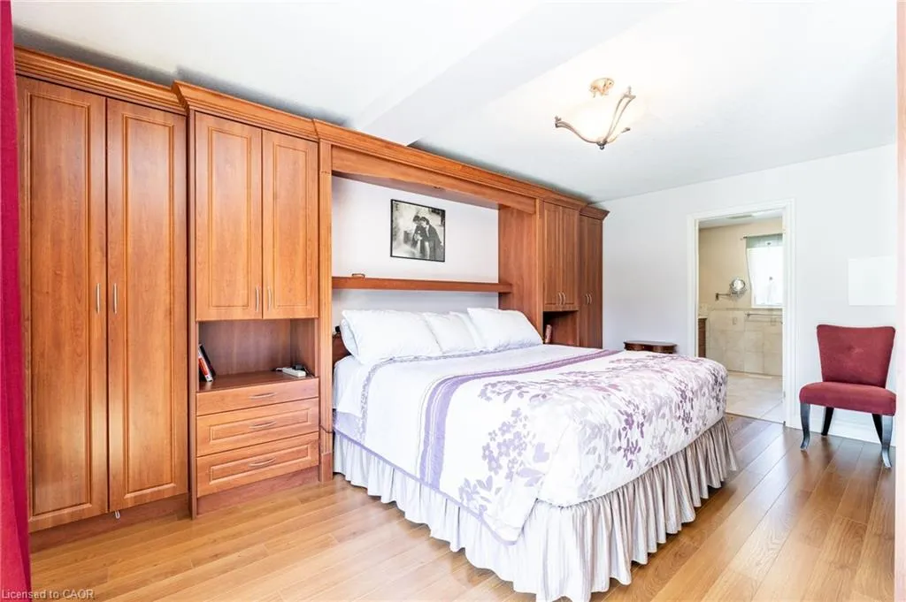 994030 Mono Adjala Townline
