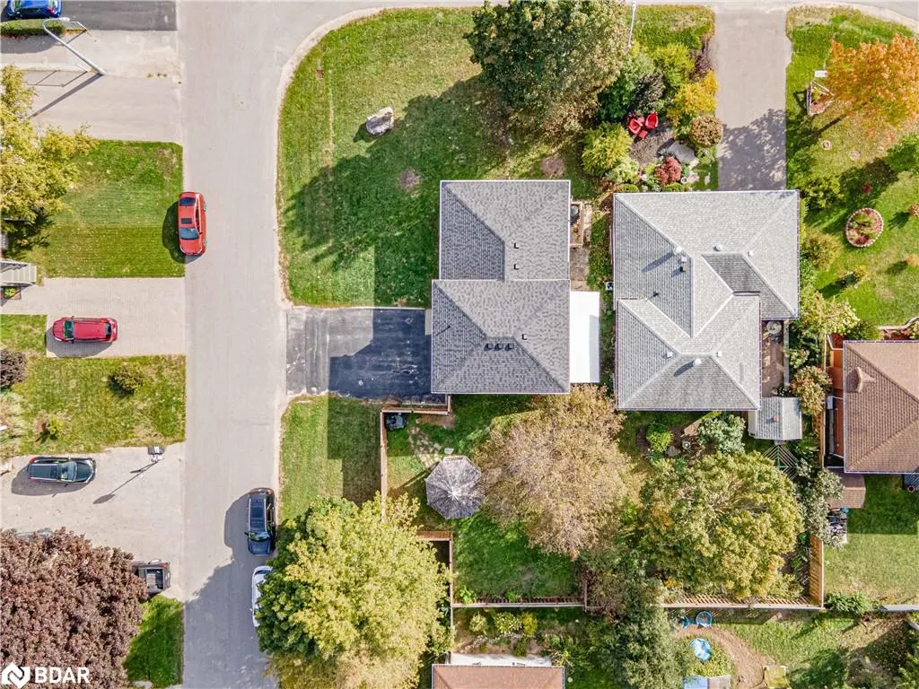 28 Gibbard Crescent