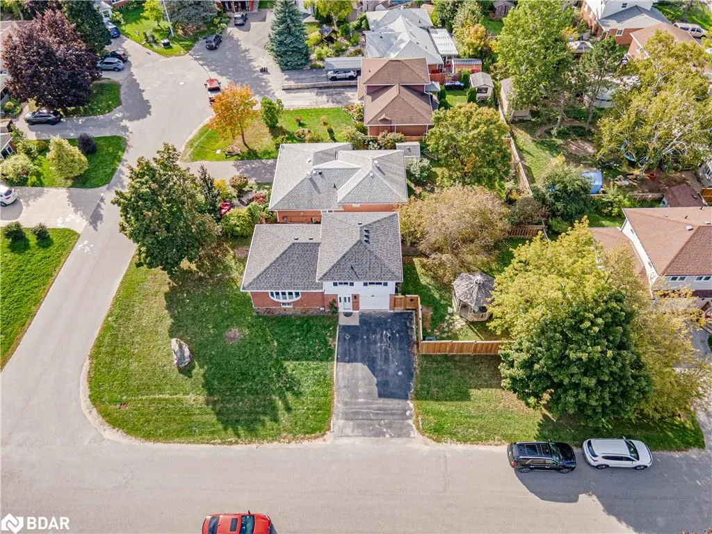 28 Gibbard Crescent