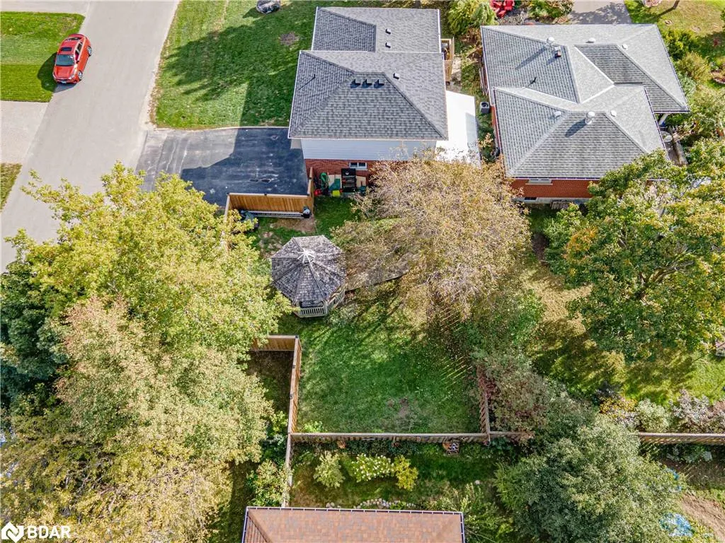 28 Gibbard Crescent