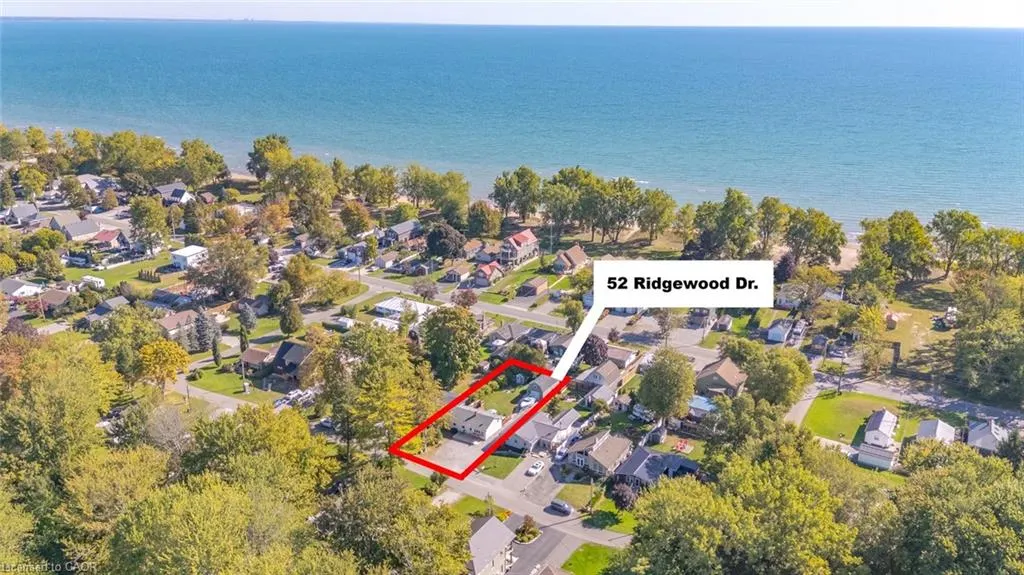 52 Ridgewood Dr Drive