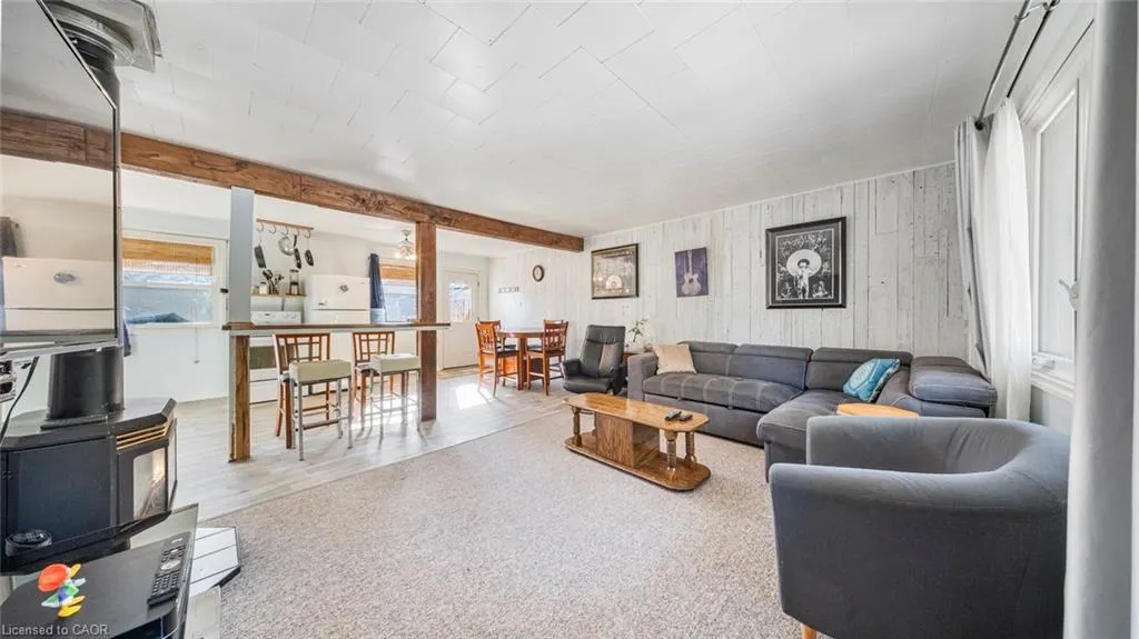 52 Ridgewood Dr Drive