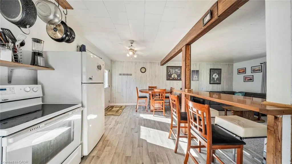52 Ridgewood Drive