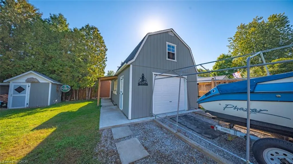 52 Ridgewood Dr Drive