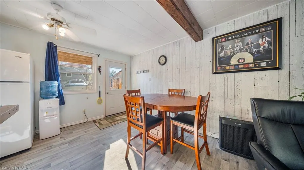 52 Ridgewood Dr Drive