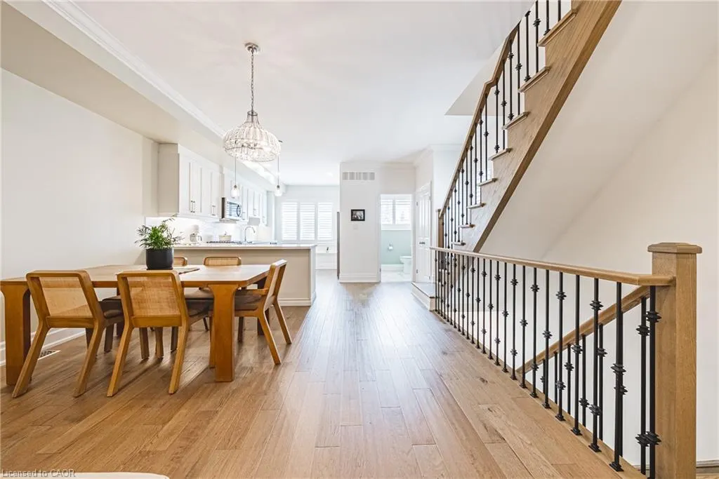 111 Wilson Street, #6
