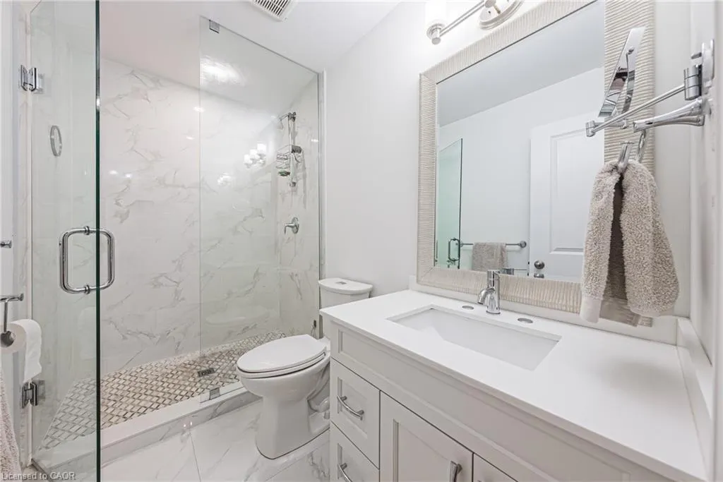 111 Wilson Street, #6