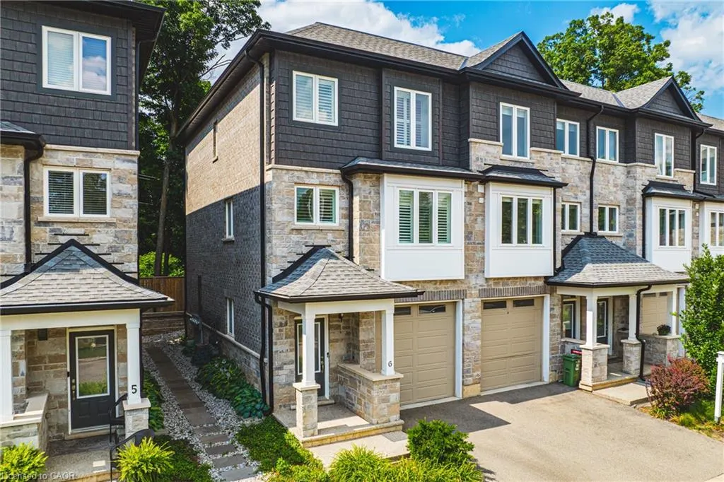 111 Wilson Street, #6