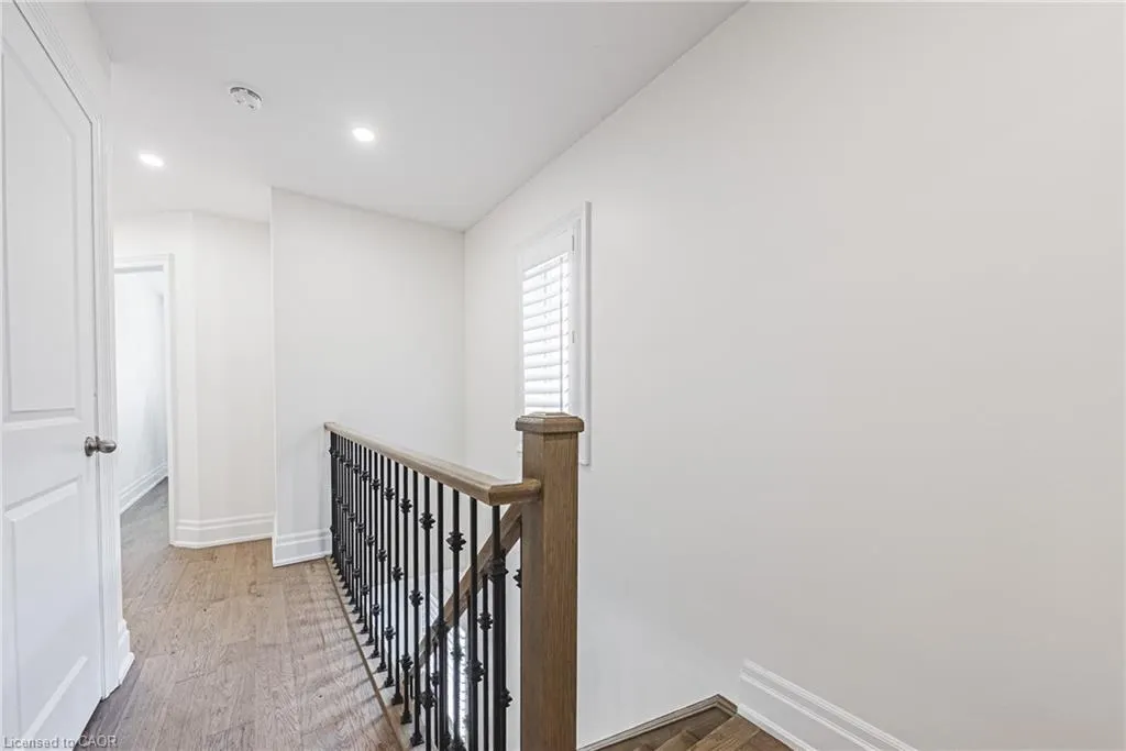 111 Wilson Street, #6