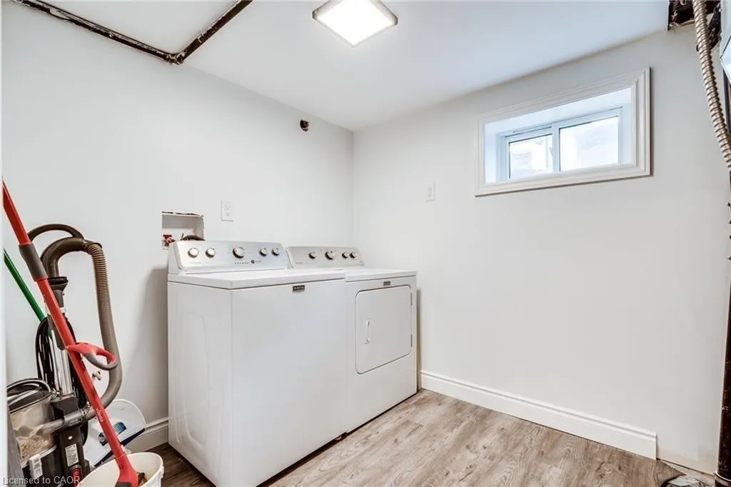 236 Fernwood Crescent, #2