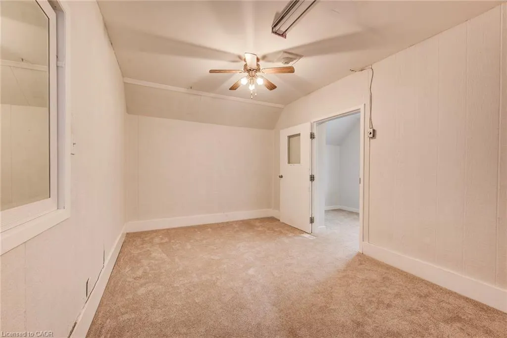 19 Schneider Avenue