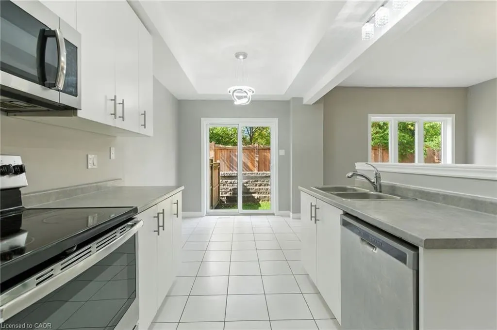 17 Dennis Drive