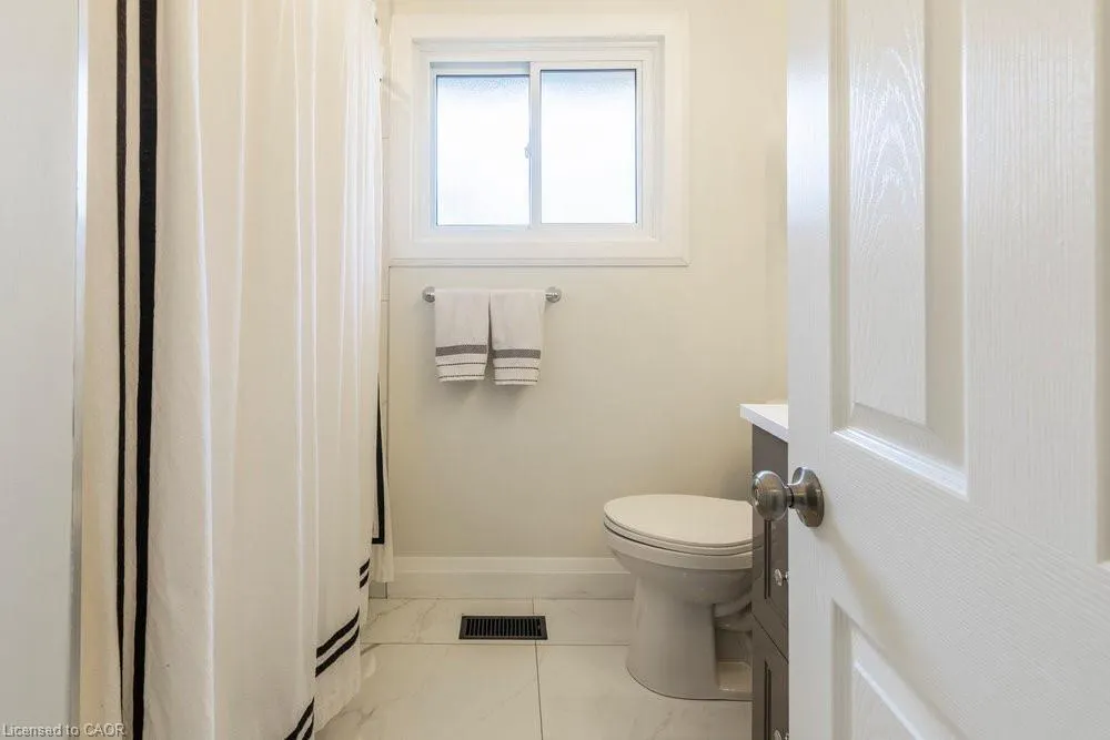 166 West 33rd Street, #1