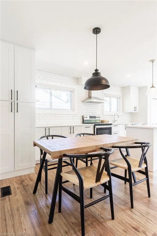 166 West 33rd Street, #1