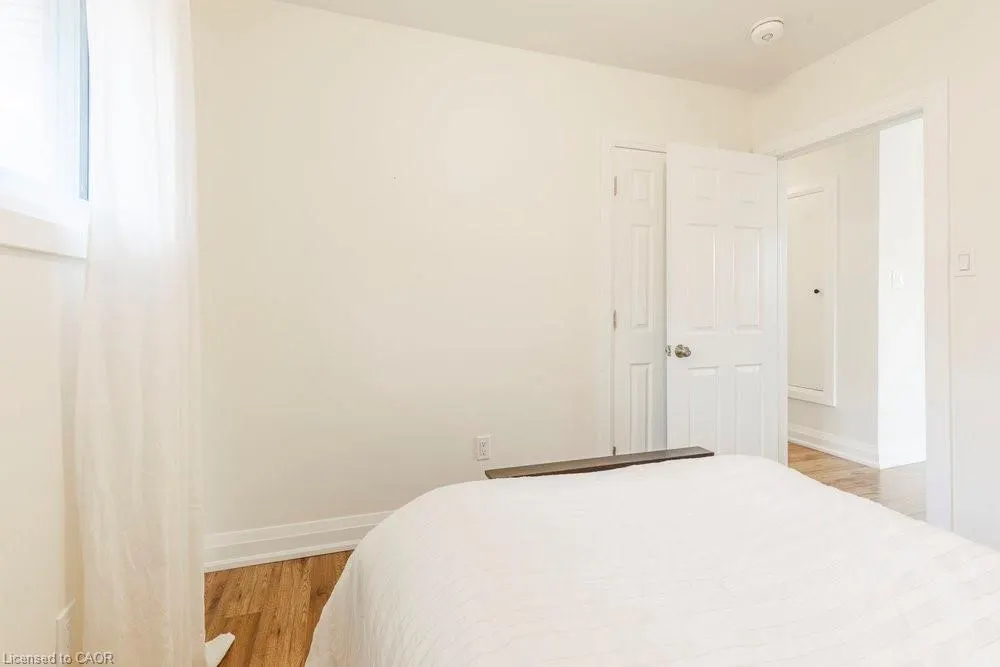166 West 33rd Street, #1