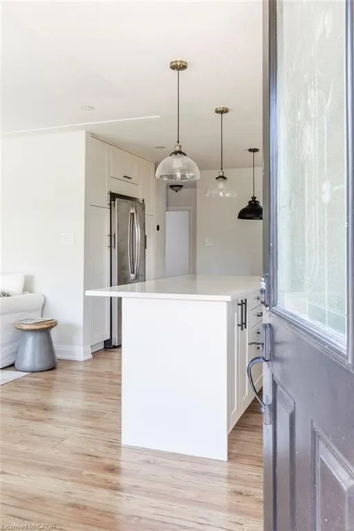 166 West 33rd Street, #1